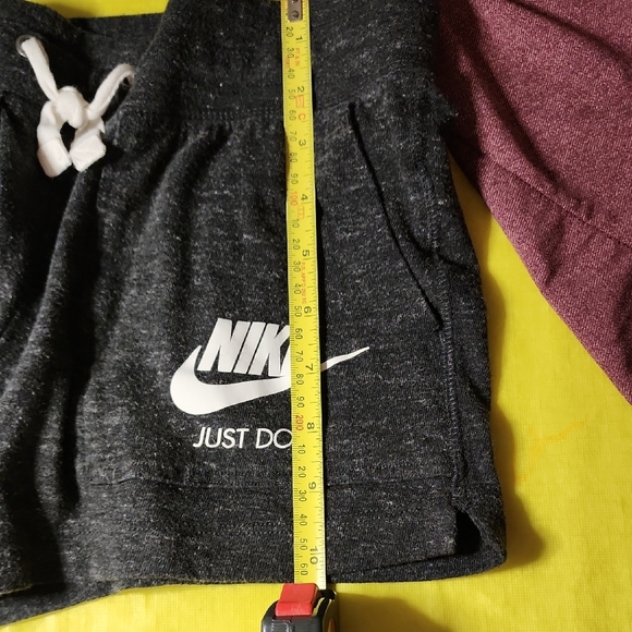 Nike Bundle Women's Gray and Maroon Shorts Set - Picture 6 of 8
